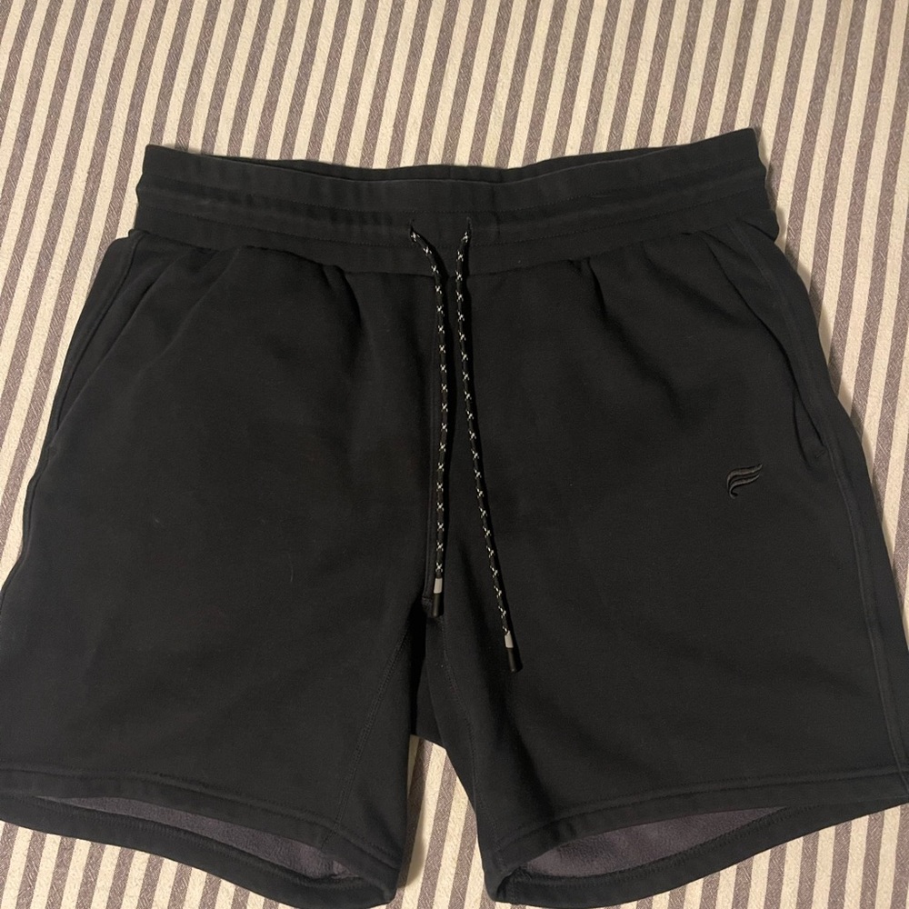 Fabletics short bundle - Picture 12 of 17